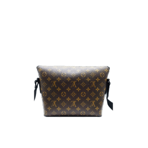 A-59---Magnetic Messenger Monogram Macassar